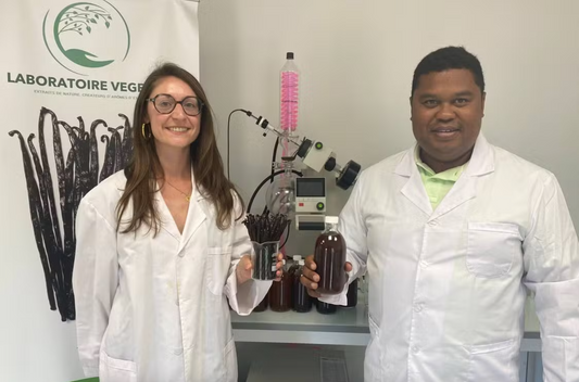 L’équipe du Laboratoire Végétal : expertise, analyse interne et innovation au service de la vanille naturelle